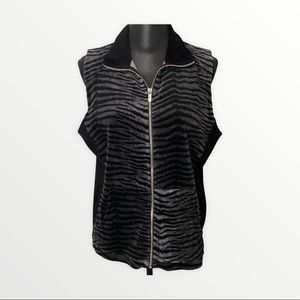 JNY Sport Vest PXL Black Gray Animal Print Zippered Velour Knit